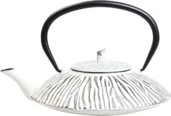 Ja By Frieling Shimauma Cast Iron Teapot With Stainless Steel Infuser 34 Oz - White