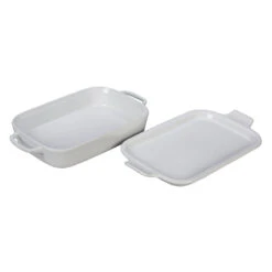 Le Creuset 2 3/4 Qt. (14 3/4" X 9" X 2 1/2") Rectangular Dish W/Platter Lid - White